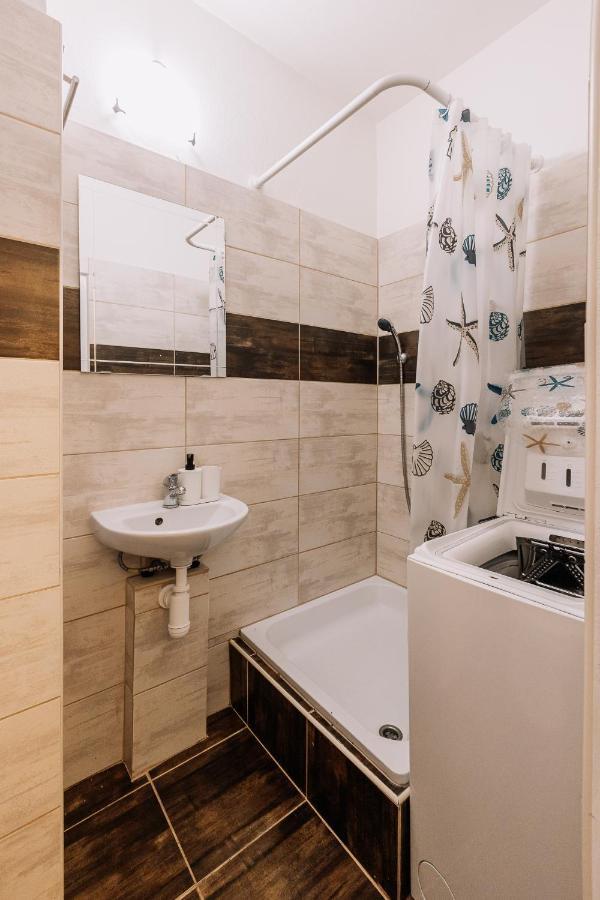 Cozy Apartment In Ruzinov Bratislava Eksteriør billede
